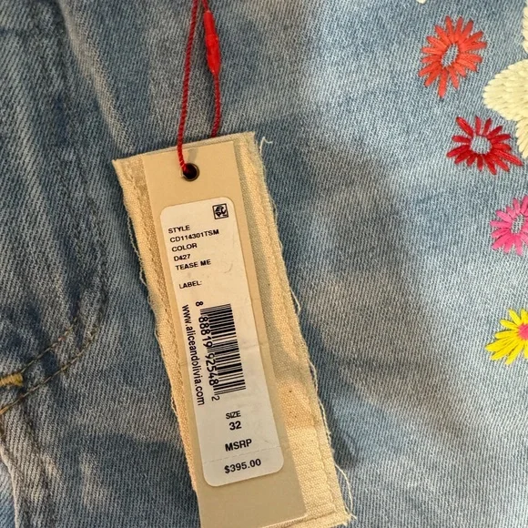 Alice + Olivia "Beautiful" High-Rise Bell Bottom Jeans - Floral Embroidered NWT - Picture 5 of 16